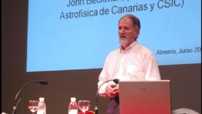 Presentación del libro “Astronomía multimensajero”