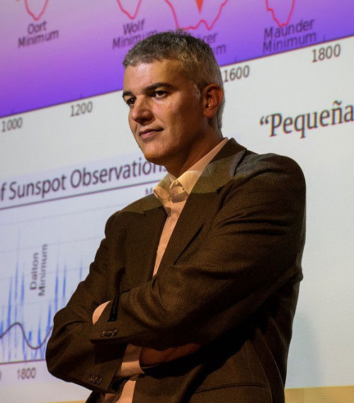 Conferencia: «30 años de ciencias del cosmos»