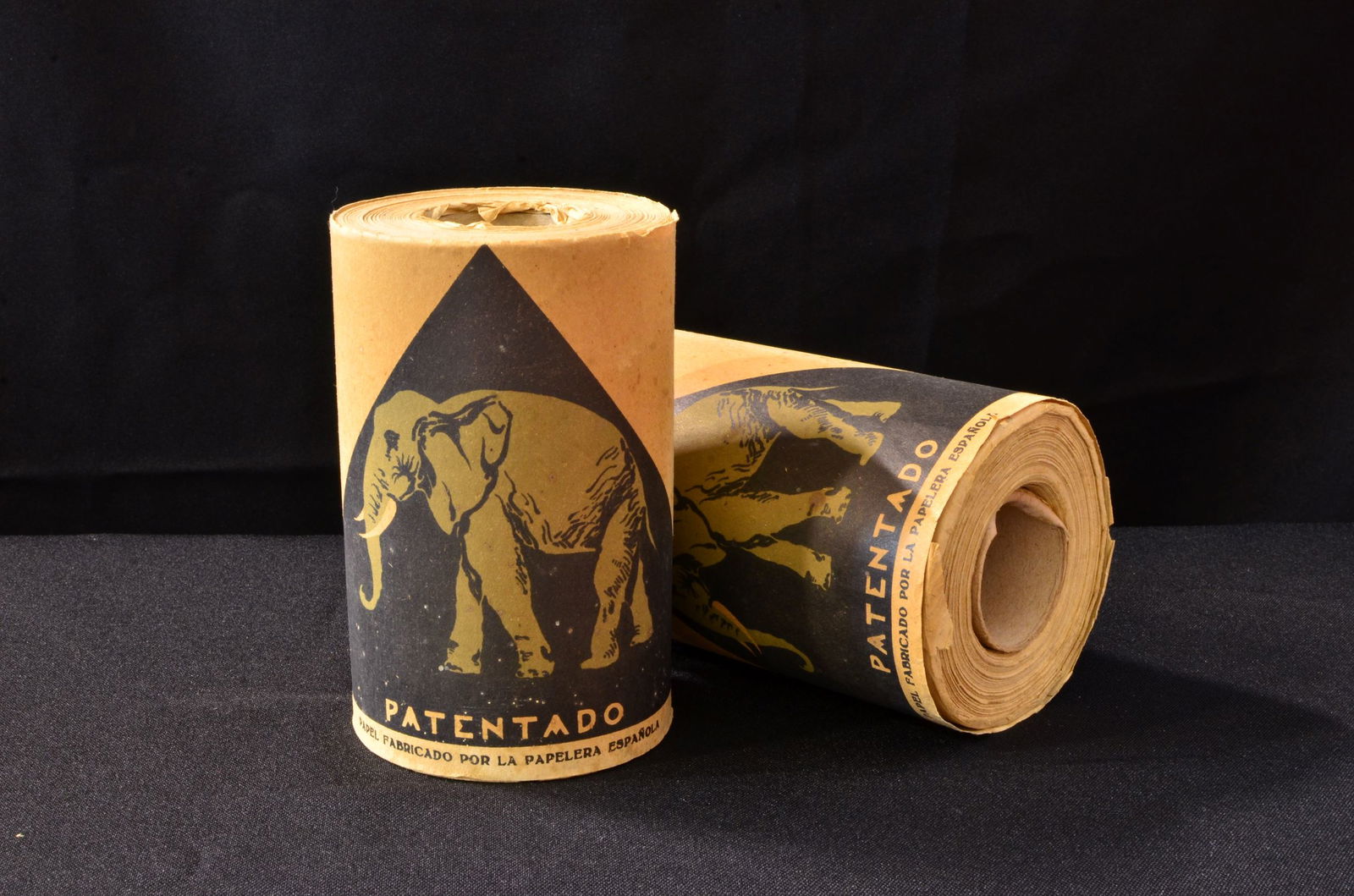 Registro de salida: «Rollo de papel higiénico “elefante”, de Papelera Española»