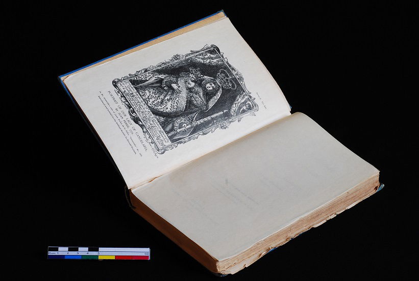 Registro de salida: «Edición en inglés de la obra de Espinosa »