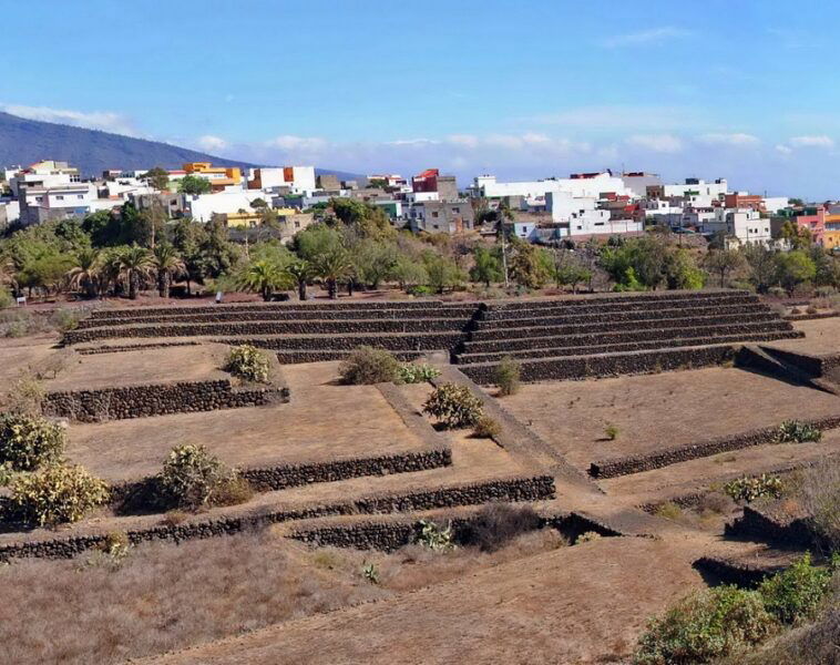 Panorama_pirámides1